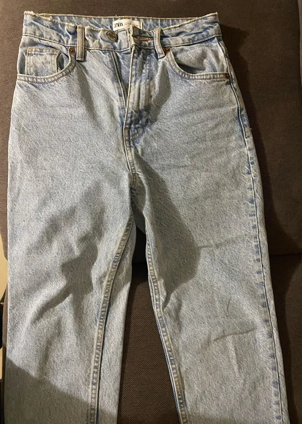 ZARA Mom Fit Jeans - Image 2