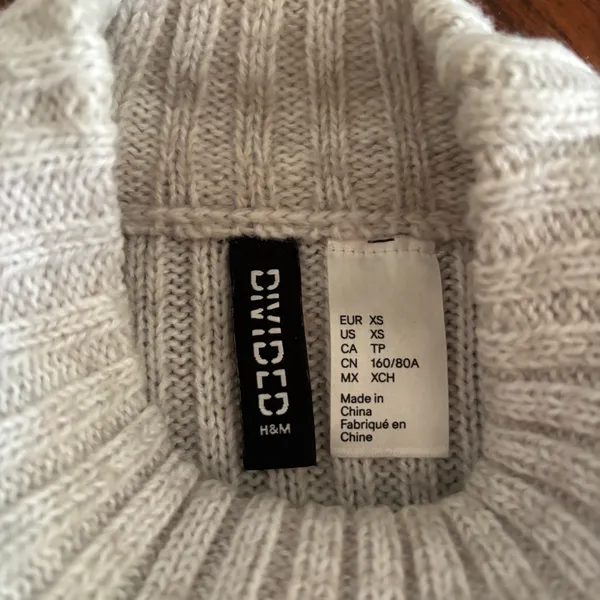 H&M Beige Cream Knit Sweater - Image 2