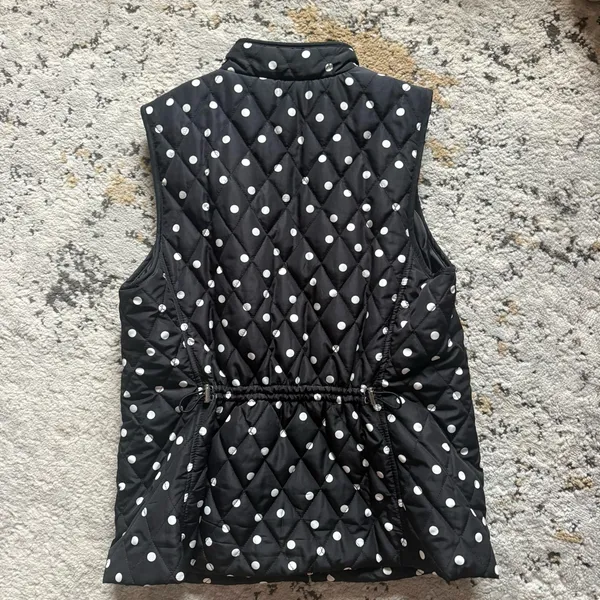 Croft & Barrow Black Quilted Vest with White Polka Dots - Image 4