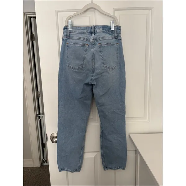 Abercrombie & Fitch The Mom High Rise Curve Love 25 short - Image 3