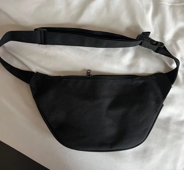 Black Fannypack - Image 2