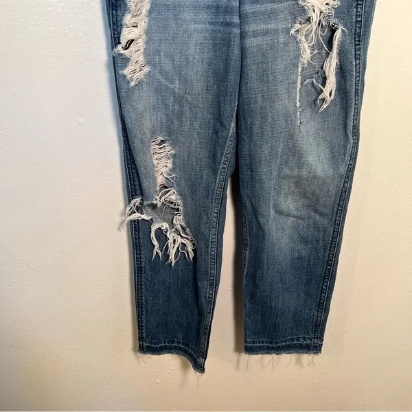 Hollister Women's‎ Juniors Size 3 Waist 26 Girlfriend High Rise Jean Medium Wash - Image 10