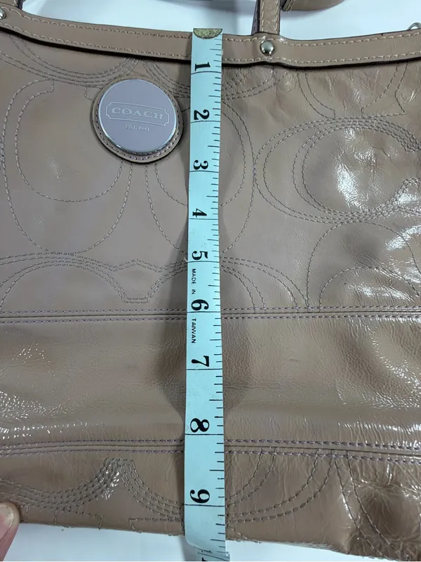 Coach Taupe Patent Leather Signature C Embossed‎ Tote Zip Shoulder Bag F15142 - Image 12