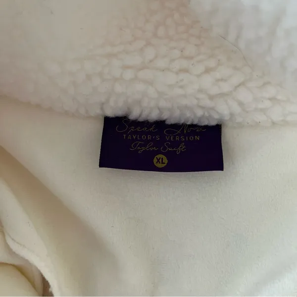 taylor swift fleece - Image 5