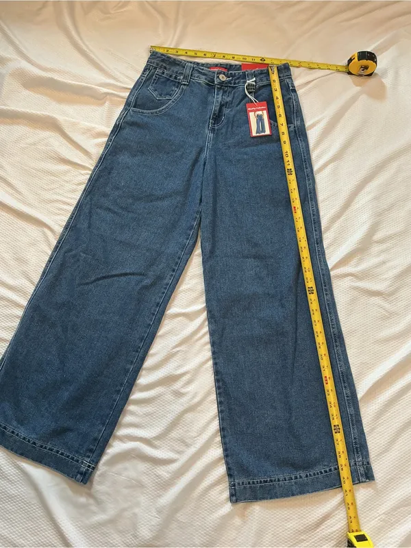 High-Rise Wide Leg Jeans in Dark Indigo - Image 5