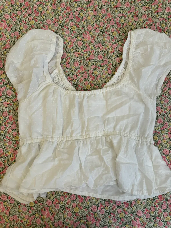 Hollister White Top - Image 3