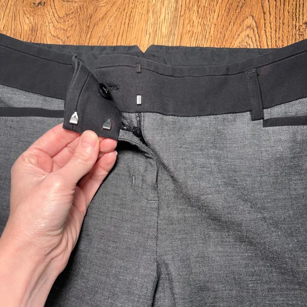 Express‎ Columnist Gray Stretch Dress Pants Black Trim Size 4R Corpcore Y2K work - Image 7