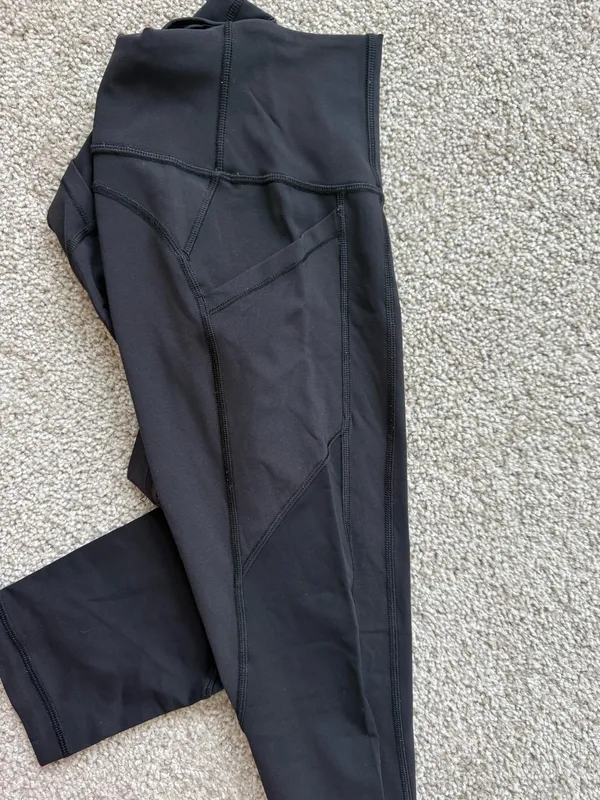 Lululemon Leggings Black - Image 2
