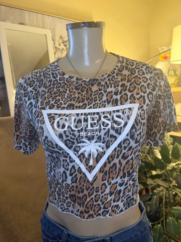 GUESS Beach Leopard Print Logo Crop Top Shirt Size XS - Image 8