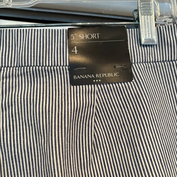 Banana Republic Navy And Cream Stripe‎ 5” Shorts Size 4 - Image 5