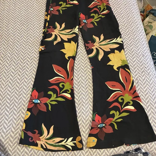 Farm Rio x Anthropologie Floral Calla Flared Pant Retro Bohemian Sz XS 💛🍄 - Image 2