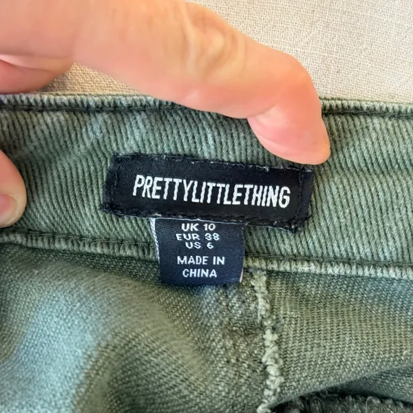 PrettyLittleThing High Rise Utility Cargo Pants Women Size 6 Green - Image 7