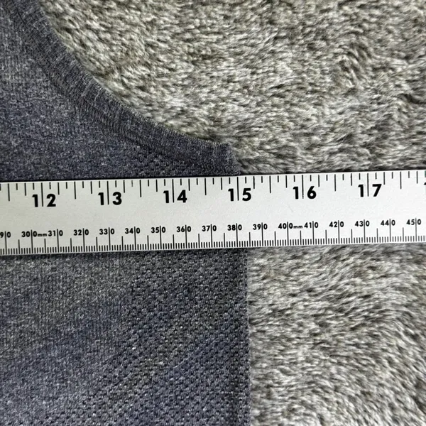 Lululemon Swiftly Tech Tank Sz 6 Gray - Image 5