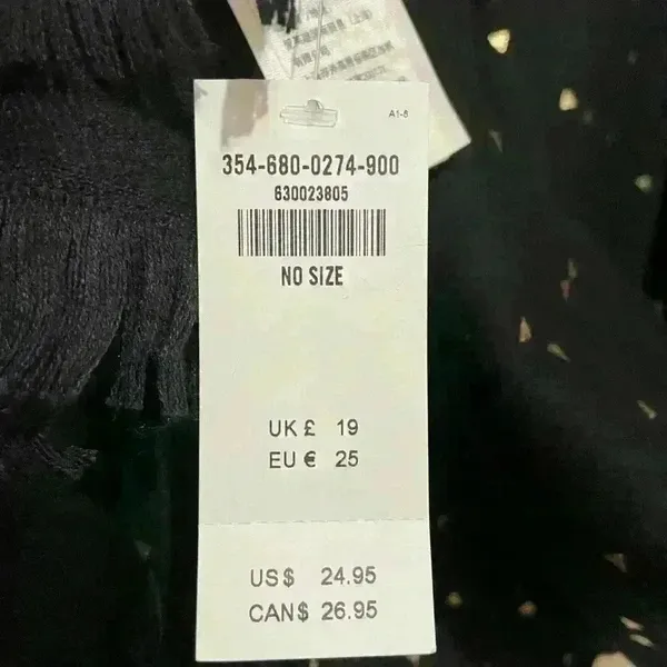 Hollister‎ Shawl - Image 2