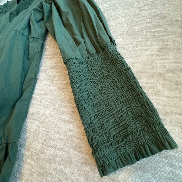 Tuckernuck Pomander Place Dress M Ceci Smocked‎ Long Sleeve Green Tiered Boho - Image 5