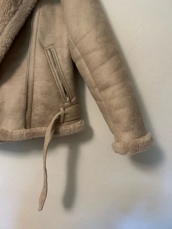 Abercrombie & Fitch Motto Fur Jacket - Image 4