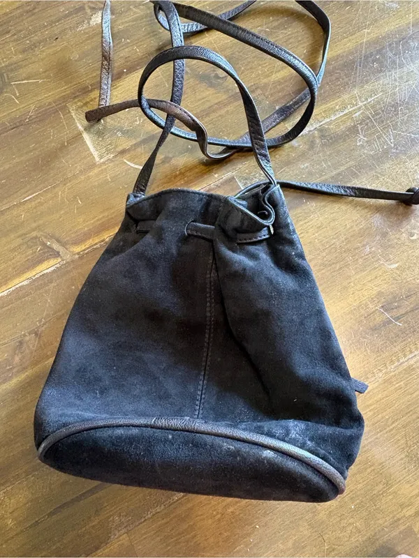 MINNETONKA Vintage Suede Fringe Leather Beaded ThunderBird Bucket Crossbody Bag - Image 4