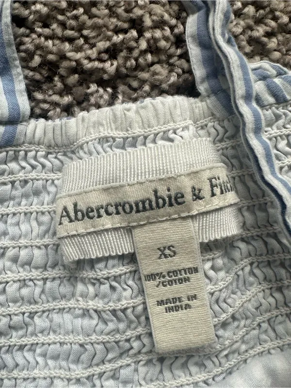 Abercrombie & Fitch Light Blue and White Striped Mini Dress - Image 4