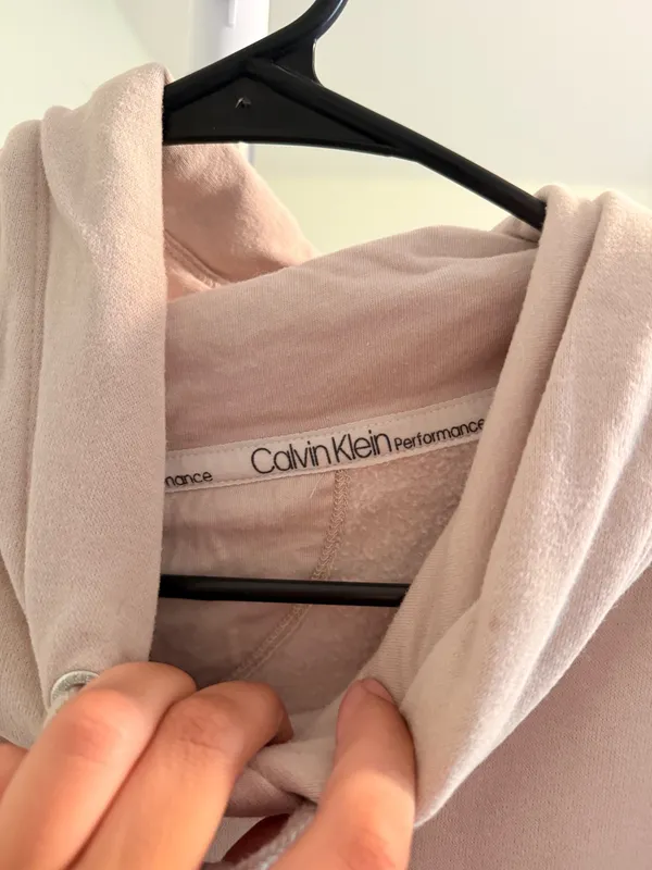 Calvin Klein Sweatshirt - Image 4
