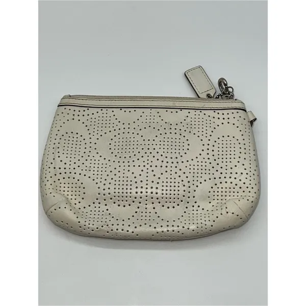 COACH Off White Leather Perforated C Logo Zippered Wristlet w/Cream Lining - Image 4
