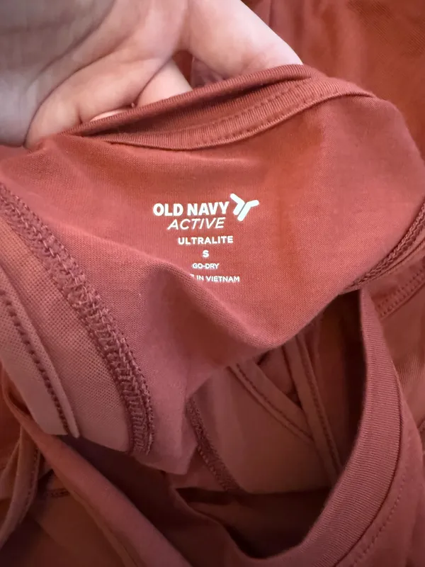 Old Navy Tank Top - Image 3