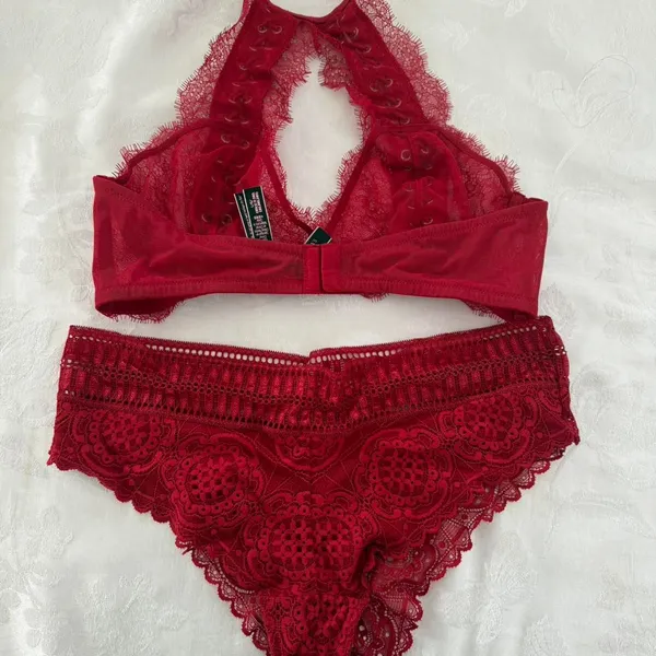 Victoria-s-secret Women's Red Bra - Image 2