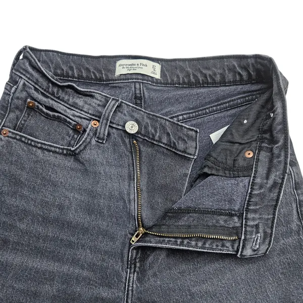 Abercrombie & Fitch 90s Relaxed High Rise Jeans Size 27 4 Washed Black Raw Hem - Image 4