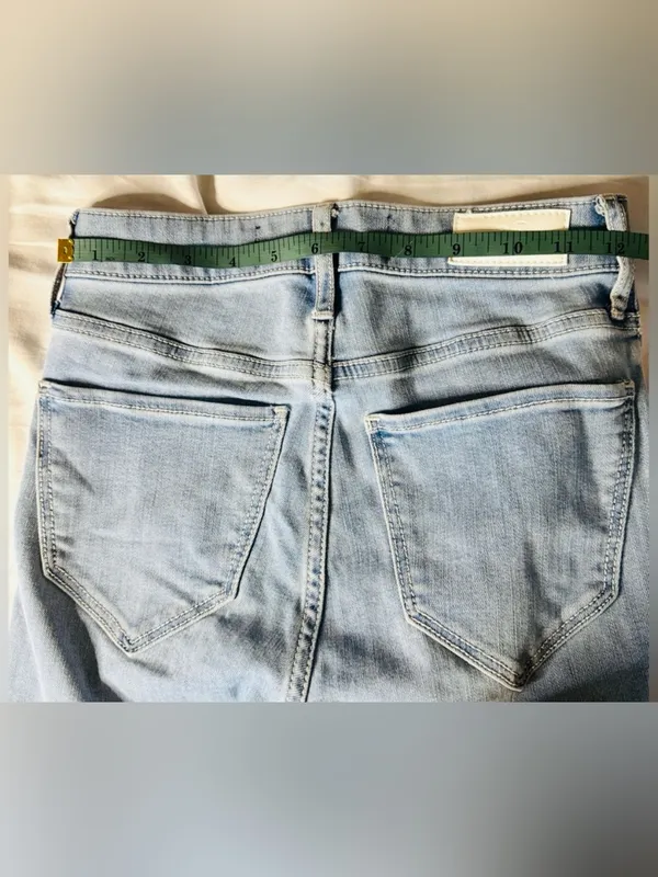 Hollister High Rise Flare Split Hem Medium Wash Jeans Y2K Women’s Size 24 L 29 - Image 9