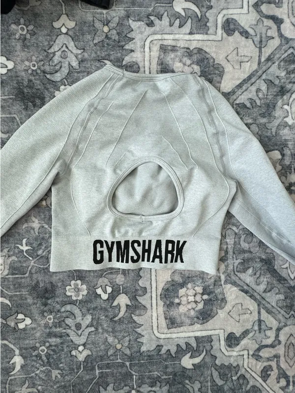 Gymshark Top Crop - Image 2