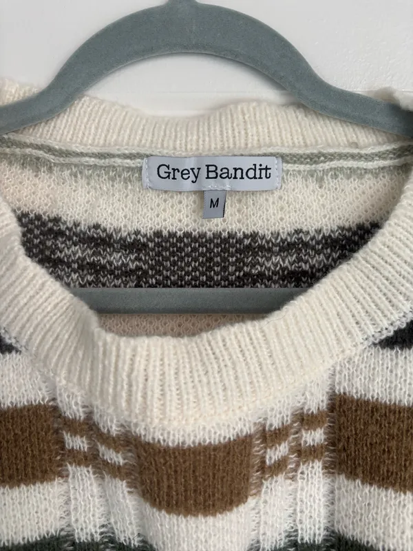 Grey Bandit Sweater - Image 3