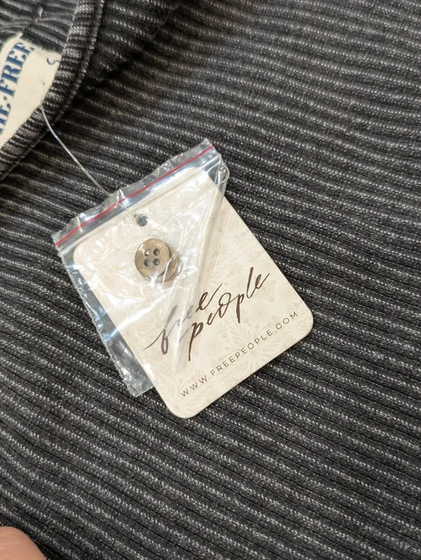 NWT We The Free Soul Sister Layering Top Size Small - Image 5