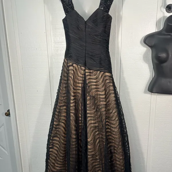 Jovani Black Sleeveless Beaded Formal Dress Size 8 EUC - Image 7