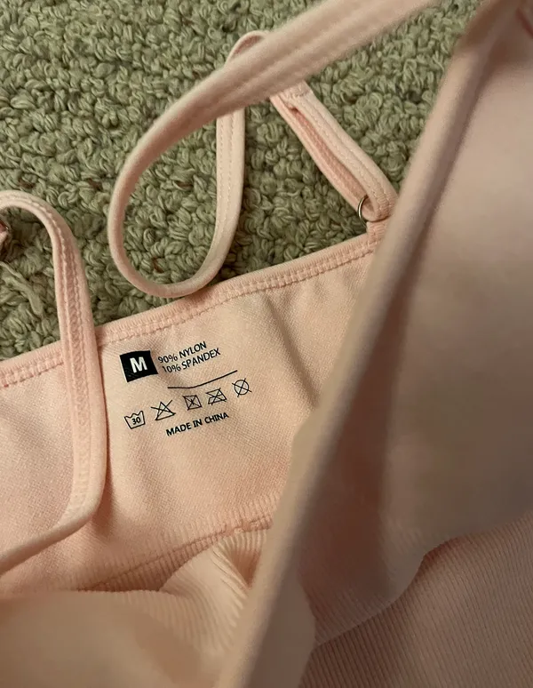 Light pink sports bra Size M - Image 3