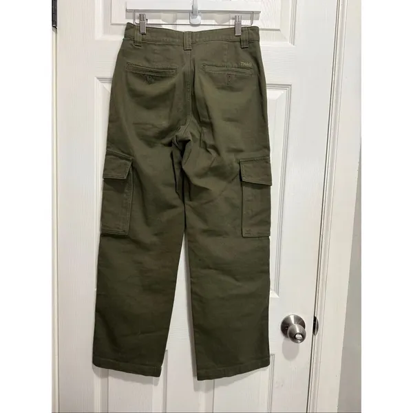 Aritzia Tna cargo pants size 4 - Image 2