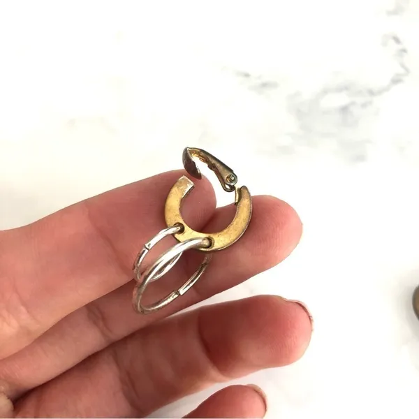 Vintage Clip On Earrings - Image 4