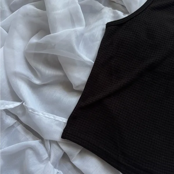 Amazon Sleeveless Waffle Knit Athleisure Crop Top - Image 4