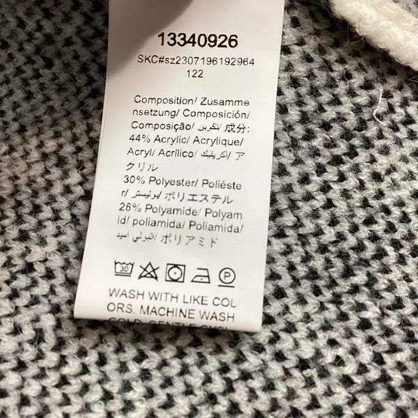 Shein Thick Warm Nordic Design Open Front Cardigan Sweater NWOT - Image 6