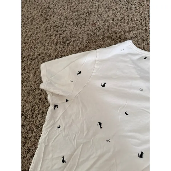 Old Navy Women's Everyday V Neck Cat Moon White Short Sleeve‎ Tee Size XL - Image 11