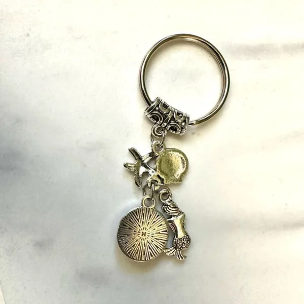 Mermaid charm keychain - Image 3
