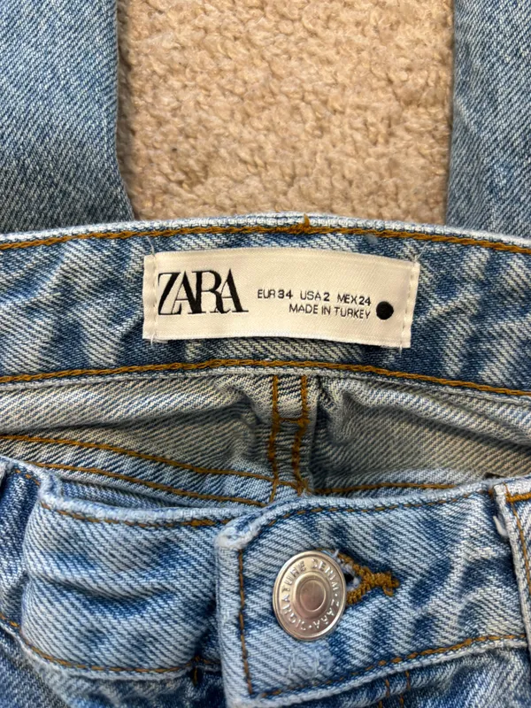 ZARA Jeans - Image 3