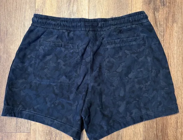 Athleta Navy Camo Shorts - Image 2