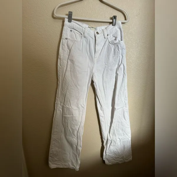 Free People‎ We The Free Tinsley Baggy High Rise Jean Size 26 in Optic White - Image 4