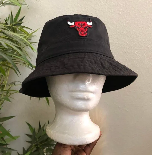 Chicago Bulls Mitchell & Ness Bucket Hat Black Red Logo NBA Cap S/M - Image 4