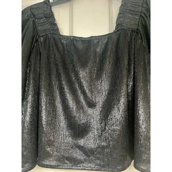 Queen of Sparkles Size Med Black Metallic Pebble Flutter Top Cropped - Image 6