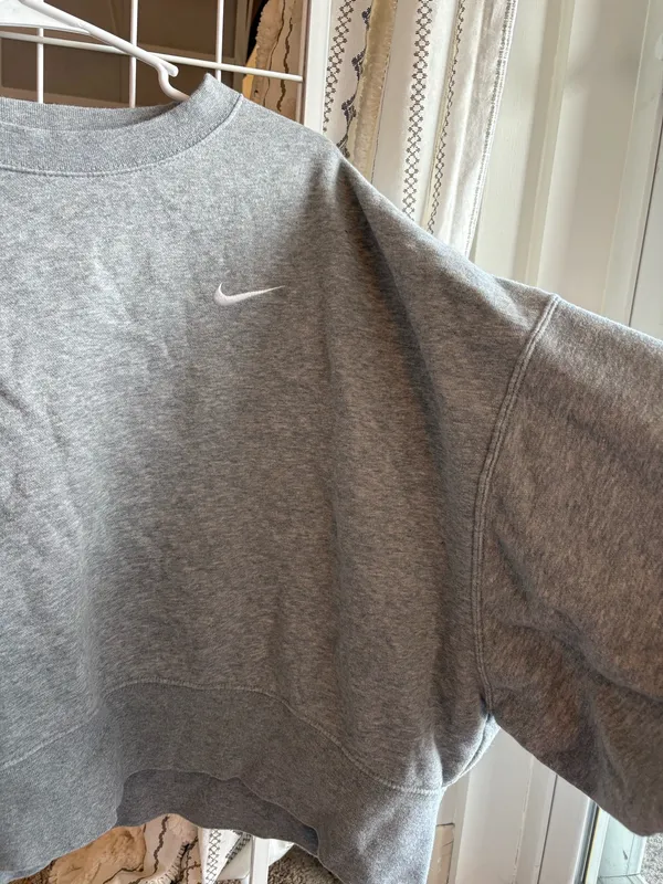 Nike Sweatshirt - Image 3