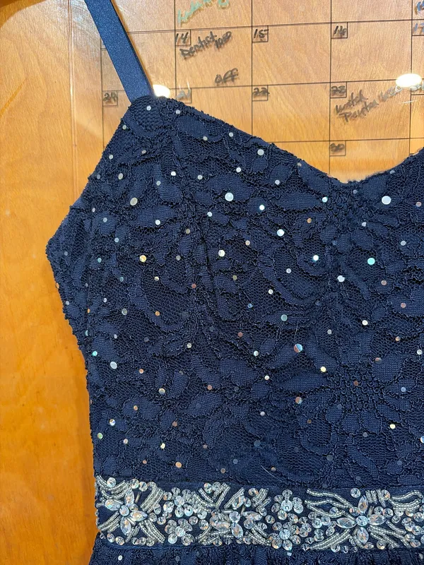 Navy blue sparkly homecoming dress - Image 3