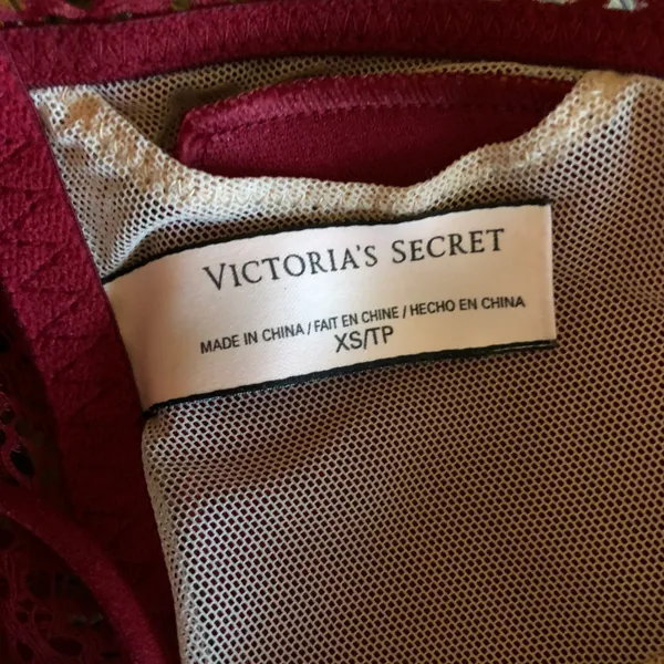 Victoria’s Secret Wine Red Lace Padded Bralette - Image 7