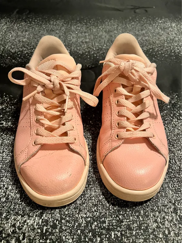 Womens sz7 Adidas Cloudfoam Advantage Pink Low Top Tennis Shoes - Image 5