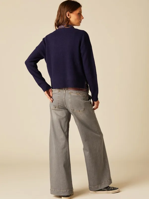 Nicoli Wide Leg Low-Rise Women's Jeans in Light Gray wash double button - Image 2