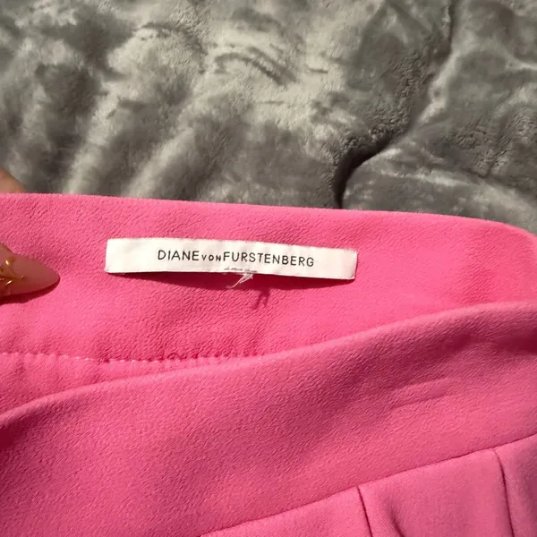 Diane von Furstenberg Pink Pleated Mini Omarosa Skirt Barbiecore Preppy Chic - Image 3